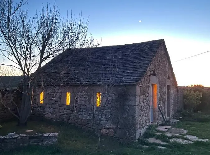 Le Du Larzac A Brunas *